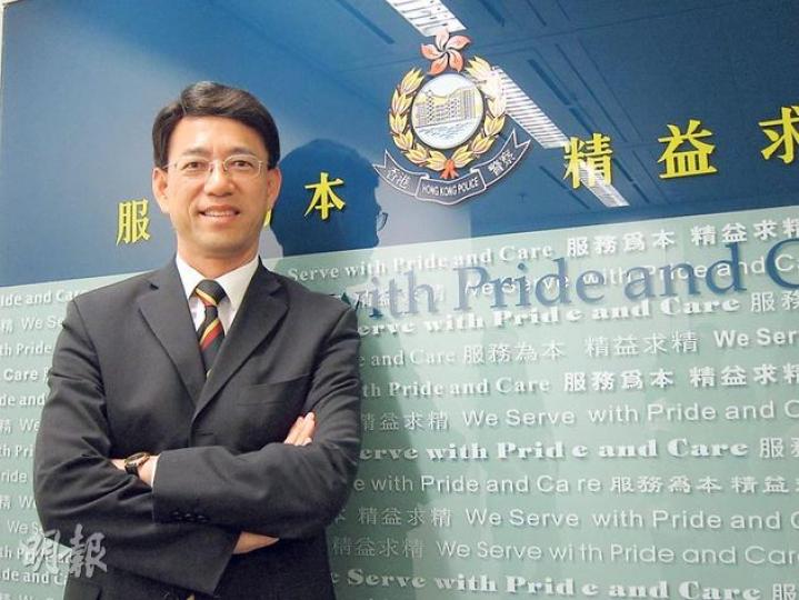 即將退休的警務處監管處長鄧厚江認為,警民矛盾來自警隊解釋政策不清,有需要以更開放及謙卑態度講解立場。他強調警隊執法並無加入政治考慮。(錢瑋琪攝) 即將退休的警務處監管處長鄧厚江認為,警民矛盾來自警隊解釋政策不清,有需要以更開放及謙卑態度講解立場。他強調警隊執法並無加入政治考慮。(錢瑋琪攝)