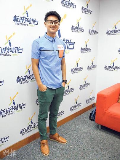 鄭俊弘一唱成名之後立即傳緋聞。(攝影:娛樂組)擁有驕人身材的姜麗文喜歡將自拍泳裝照放上網。(微博圖片) 鄭俊弘一唱成名之後立即傳緋聞。(攝影:娛樂組)擁有驕人身材的姜麗文喜歡將自拍泳裝照放上網。(微博圖片)