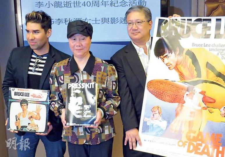 李小龍大家姐李秋源(中)喺李小龍逝世40周年紀念活動中講到李小龍細細個最鍾意整蠱人。(易淑麗攝) 李小龍大家姐李秋源(中)喺李小龍逝世40周年紀念活動中講到李小龍細細個最鍾意整蠱人。(易淑麗攝)
