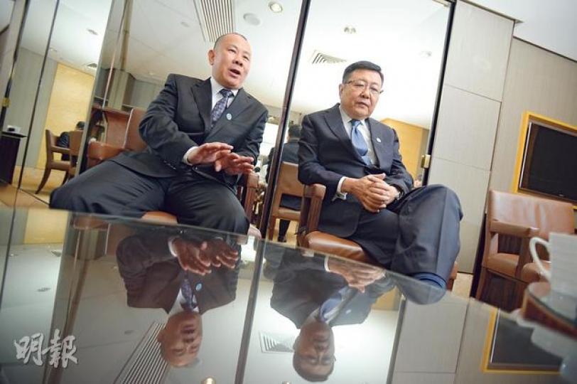 京信兩名合伙人張躍軍(左)與霍東齡相交35載,他倆18年前一起創業起,工作上爭論雖多,但利益爭拗卻少,到現時感情都很好。(盧翊銘攝) 京信兩名合伙人張躍軍(左)與霍東齡相交35載,他倆18年前一起創業起,工作上爭論雖多,但利益爭拗卻少,到現時感情都很好。(盧翊銘攝)
