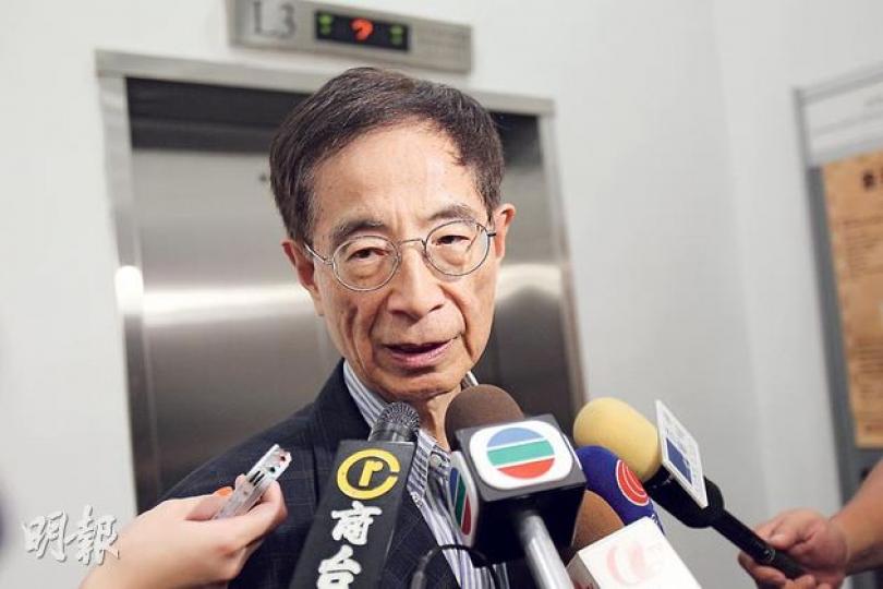 本身是天主教徒的民主黨創黨主席李柱銘認為,教區的說法不代表反對「佔領中環」,天主教也無理由不支持民主訴求,只是不會以教區名義鼓勵市民參與。(林俊源攝)(明報製圖) 本身是天主教徒的民主黨創黨主席李柱銘認為,教區的說法不代表反對「佔領中環」,天主教也無理由不支持民主訴求,只是不會以教區名義鼓勵市民參與。(林俊源攝)(明報製圖)