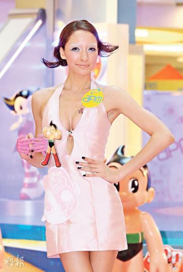 Alice B.心情回復正常,身材也愈來愈好。(攝影/記者:李潔盈)Mandy慨嘆緣分未到,仍然單身。(攝影/記者:李潔盈) Alice B.心情回復正常,身材也愈來愈好。(攝影/記者:李潔盈)Mandy慨嘆緣分未到,仍然單身。(攝影/記者:李潔盈)