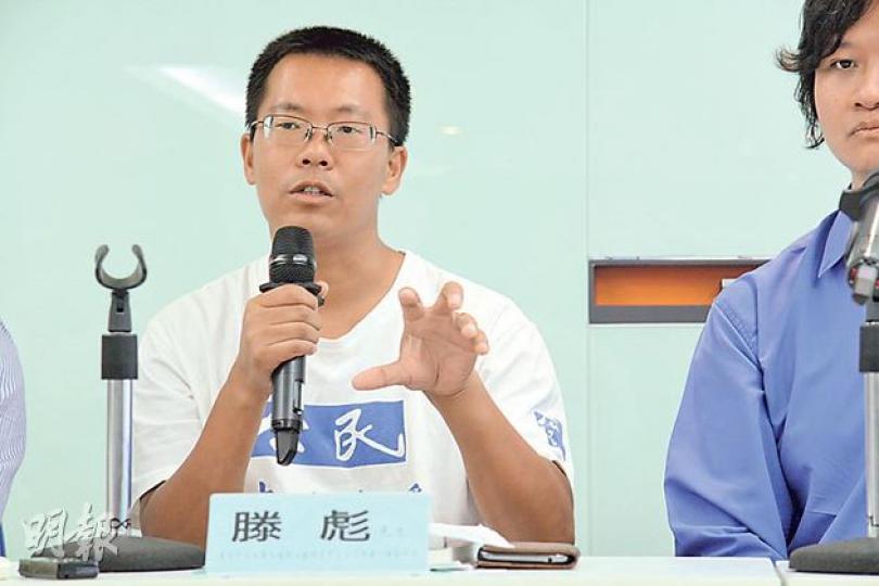 滕彪表示,當局打壓溫和派人物許志永,可能會令民間更趨激進。(麥俊攝)(明報製圖) 滕彪表示,當局打壓溫和派人物許志永,可能會令民間更趨激進。(麥俊攝)(明報製圖)