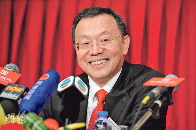 帶領中海外步入輝煌時期的孔慶平今日起退任主席職務,稱做主席的經歷「好happy」,認為「做企業做到咁,已經算極致」。(尹錦恩攝) 帶領中海外步入輝煌時期的孔慶平今日起退任主席職務,稱做主席的經歷「好happy」,認為「做企業做到咁,已經算極致」。(尹錦恩攝)