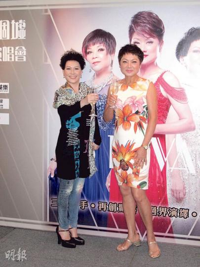 陳潔靈(左)與葉麗儀(右)透露演唱會加插一個向鮑比達致敬的環節,讓大家一齊集體回憶。(攝影/記者:楊安莉) 陳潔靈(左)與葉麗儀(右)透露演唱會加插一個向鮑比達致敬的環節,讓大家一齊集體回憶。(攝影/記者:楊安莉)