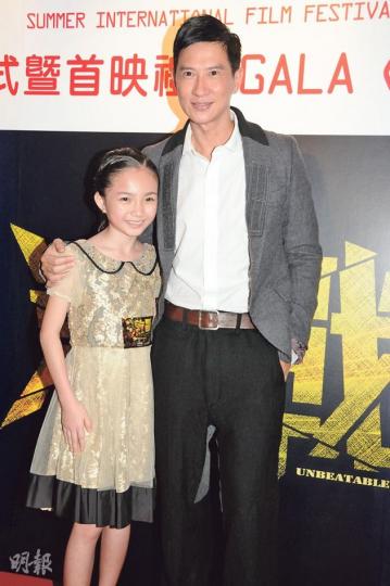 年僅10歲的李馨巧與張家輝合演《激戰》,兩人儼如父女般。(攝影﹕孫華中)彭于晏表示沒有拍拖,現階段努力工作。(攝影﹕孫華中) 年僅10歲的李馨巧與張家輝合演《激戰》,兩人儼如父女般。(攝影﹕孫華中)彭于晏表示沒有拍拖,現階段努力工作。(攝影﹕孫華中)