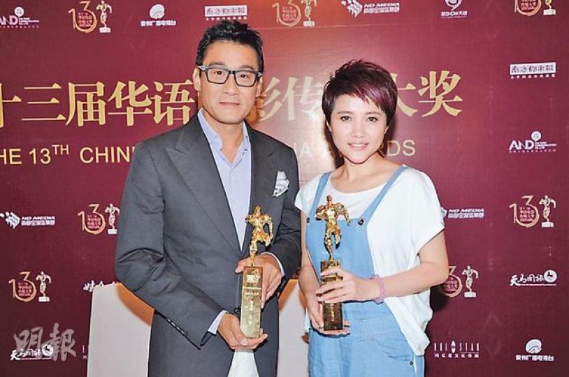 梁家輝踢爆影后顏丙燕看翻版《情人》。(攝影:鍾偉茵) 梁家輝踢爆影后顏丙燕看翻版《情人》。(攝影:鍾偉茵)