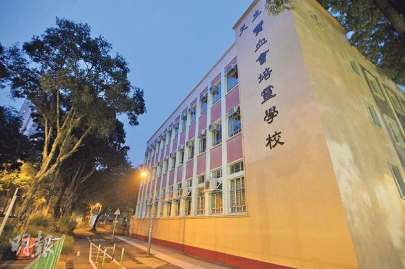 寶血會培靈學校校董會昨日決定向林慧思發出口頭警告，給她改過機會，她在新學年會繼續執教，但9月份會休假。（葉家豪攝）