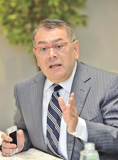 地產及建造界議員石禮謙表明,會就雙辣招提出兩項修訂,但經民聯現階段未決定對政府方案的投票立場。(盧翊銘攝) 地產及建造界議員石禮謙表明,會就雙辣招提出兩項修訂,但經民聯現階段未決定對政府方案的投票立場。(盧翊銘攝)