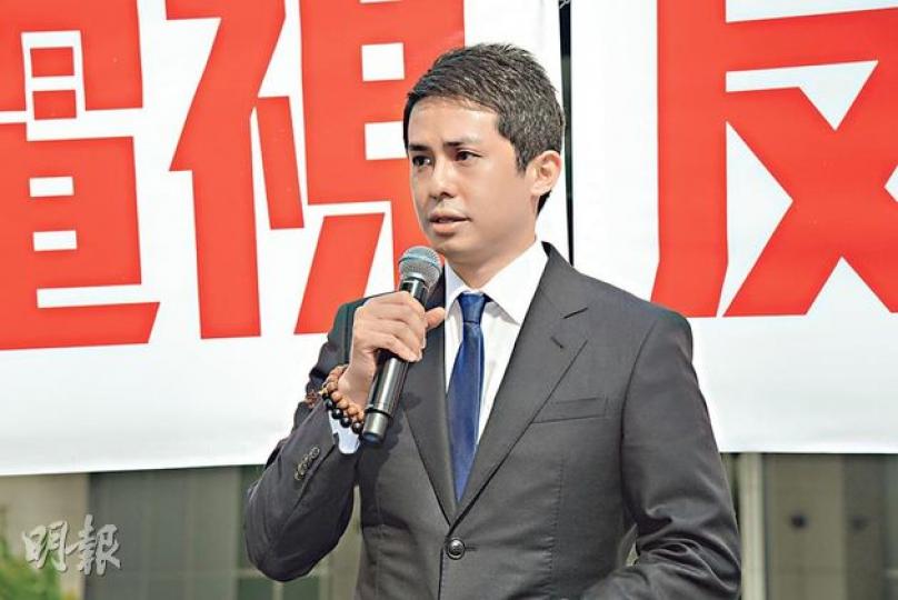盛品儒右手戴上兩串佛珠。(攝影/記者:梁榮達)魏秋樺撐盛品儒應該繼續留底做亞視執行董事。(攝影/記者:梁榮達) 盛品儒右手戴上兩串佛珠。(攝影/記者:梁榮達)魏秋樺撐盛品儒應該繼續留底做亞視執行董事。(攝影/記者:梁榮達)