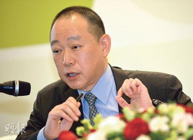利福地產主席劉鑾鴻昨日在招股記者會上指出,利福分拆地產業務上市,只為理順母公司業務架構,若將其聯想到兩大股東分家就想太多。(盧翊銘攝) 利福地產主席劉鑾鴻昨日在招股記者會上指出,利福分拆地產業務上市,只為理順母公司業務架構,若將其聯想到兩大股東分家就想太多。(盧翊銘攝)