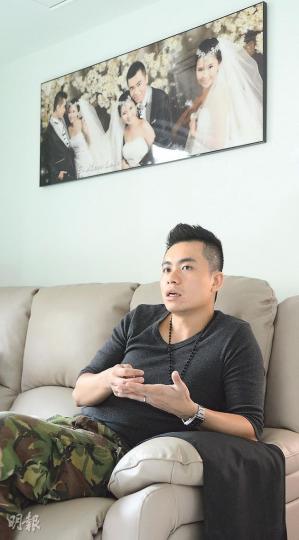 在海難中失去母親的彭嘉豪,剛在今年結婚並置業,女兒亦即將在中秋節出世,彭父希望孫女跟太太乳名叫「阿芳」,豪仔卻不想女兒背負太多過去婉拒了。(陳淑安攝)圖為彭的母親胡毓芬。(陳淑安攝) 在海難中失去母親的彭嘉豪,剛在今年結婚並置業,女兒亦即將在中秋節出世,彭父希望孫女跟太太乳名叫「阿芳」,豪仔卻不想女兒背負太多過去婉拒了。(陳淑安攝)圖為彭的母親胡毓芬。(陳淑安攝)