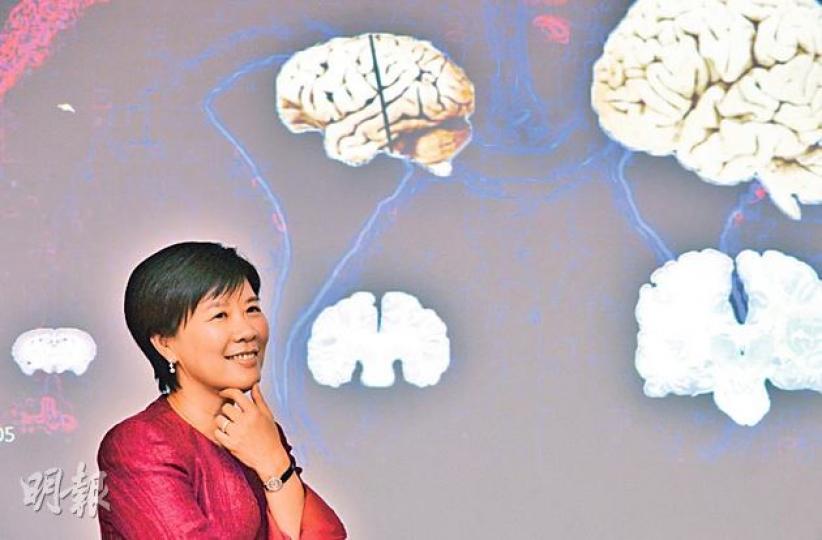 科大理學院院長葉玉如(圖)領導的研究團隊,透過在白老鼠的腦部增加一種名為Axin的蛋白,令牠們的大腦皮層增厚50%至80%,而實驗中超過85%的白老鼠出現自閉症徵狀。(盧翊銘攝) 科大理學院院長葉玉如(圖)領導的研究團隊,透過在白老鼠的腦部增加一種名為Axin的蛋白,令牠們的大腦皮層增厚50%至80%,而實驗中超過85%的白老鼠出現自閉症徵狀。(盧翊銘攝)