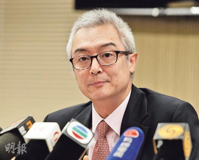 通訊事務管理局主席何沛謙(圖)稱,無綫利用市場支配優勢,以低成本「囤積了大量藝員」,裁定無綫4項指控成立。(李澤彤攝) 通訊事務管理局主席何沛謙(圖)稱,無綫利用市場支配優勢,以低成本「囤積了大量藝員」,裁定無綫4項指控成立。(李澤彤攝)