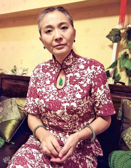 被稱為「中國首席女法醫」的王雪梅接受本報專訪,呼籲內地當局盡快作出司法改革:「我覺得最高檢察機關,應按照習近平同志的要求,照照鏡子、正正衣冠,看看自己有什麼問題!」(明報記者攝) 被稱為「中國首席女法醫」的王雪梅接受本報專訪,呼籲內地當局盡快作出司法改革:「我覺得最高檢察機關,應按照習近平同志的要求,照照鏡子、正正衣冠,看看自己有什麼問題!」(明報記者攝)