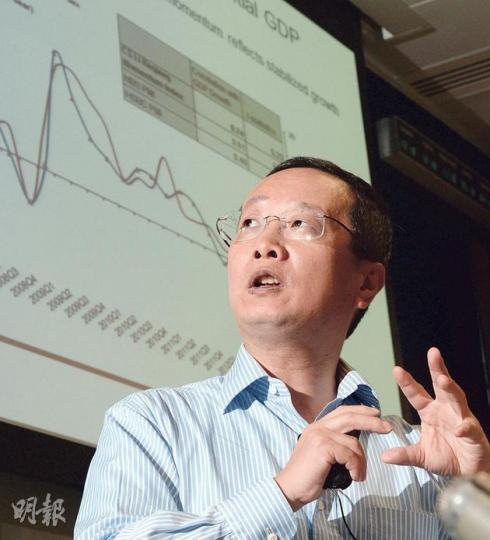 瑞信陶冬昨表示,中國新領導層計劃在上海自貿區製造一個新香港,以實施與本地完全不同的政策體系、經濟環境,毫無疑問對香港是一個威脅。(劉焌陶攝) 瑞信陶冬昨表示,中國新領導層計劃在上海自貿區製造一個新香港,以實施與本地完全不同的政策體系、經濟環境,毫無疑問對香港是一個威脅。(劉焌陶攝)
