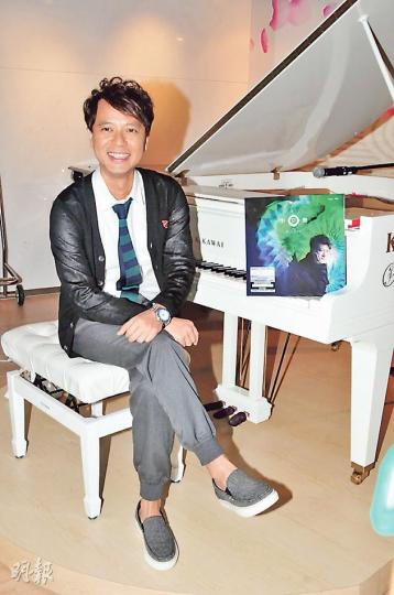李克勤覺得每個人聽歌的黃金年代不一樣。(攝影:梁迺楠) 李克勤覺得每個人聽歌的黃金年代不一樣。(攝影:梁迺楠)