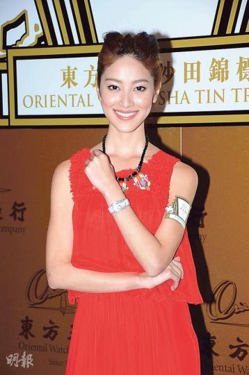 應屆港姐冠軍陳凱琳坦言未拍過拖，故沒收過男生送名貴禮物。（攝影：鍾偉茵）