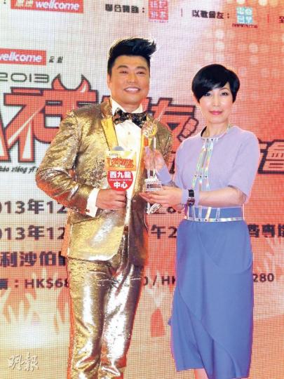 阮兆祥為12月舉行的演唱會造勢，好友黎芷珊現身支持兼上演一幕《最佳男主角》現場版。（攝影/記者﹕孫慧莊）