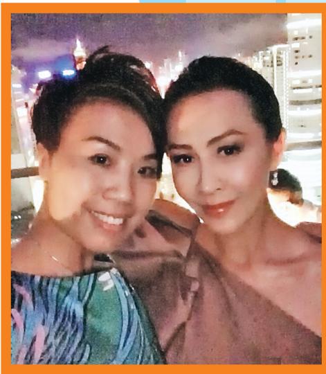 汪子琦（左）與很多圈中人熟稔，劉嘉玲是其中之一。（微博圖片）