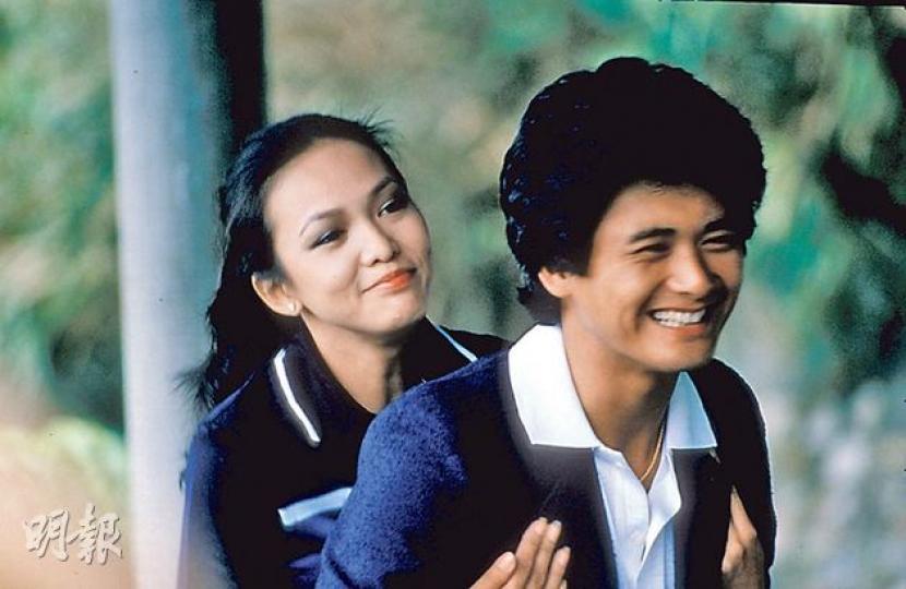 周潤發與鄭裕玲合演《火鳳凰》大受歡迎。（攝影﹕娛樂組）周潤發與趙雅芝合演的《上海灘》成為經典。（攝影﹕娛樂組）鍾景輝當年游說考官給機會周潤發。（攝影﹕娛樂組）李修賢當年欽點未走紅的周星馳演戲。（攝影﹕娛樂組）周星馳憑《霹靂先鋒》奪得金馬獎最佳男配角。（攝影﹕娛樂組）周星馳當年在劇集《老洞》只做閒角。（攝影﹕娛樂組）文雋將當年的三級女星舒淇改造為演技派。（攝影﹕娛樂組）