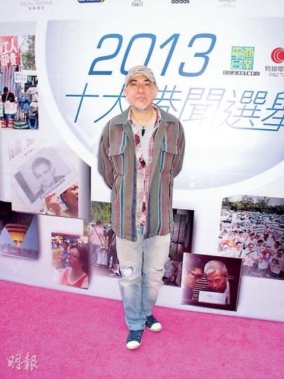 黃秋生選「斯諾登匿港」為十大港聞。(攝影/記者:楊安莉) 黃秋生選「斯諾登匿港」為十大港聞。(攝影/記者:楊安莉)