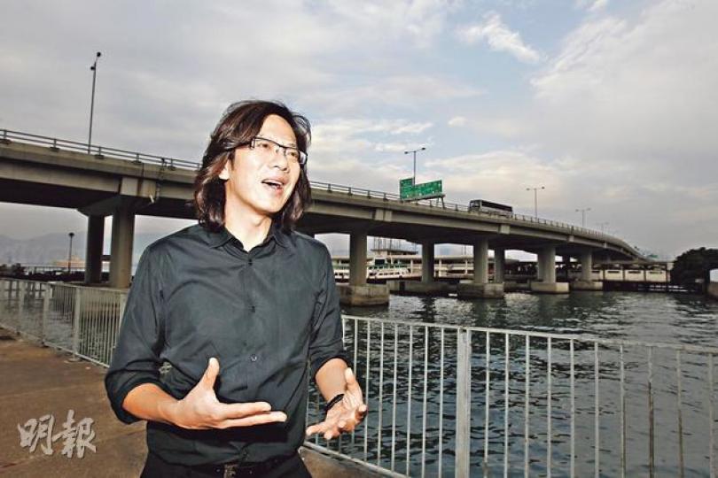 建築師吳永順指出,康文署豁下的遊樂場、公園,都受「遊樂場條例」所管理,難以加入「創意」管理。(李紹昌攝) 建築師吳永順指出,康文署豁下的遊樂場、公園,都受「遊樂場條例」所管理,難以加入「創意」管理。(李紹昌攝)