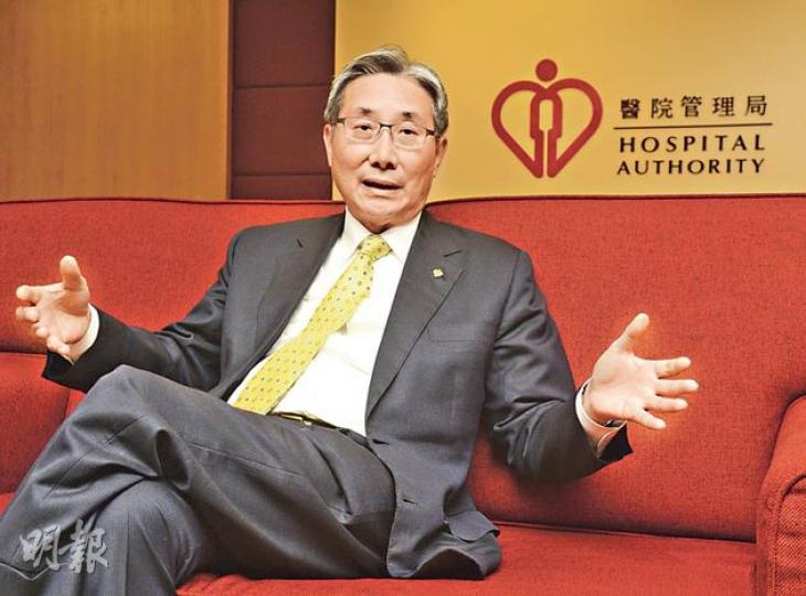 剛於本月上任醫管局主席的梁智仁說,自己不會帶來「翻天覆地」的改革,被指引起「山頭主義」的聯網制度也不會推倒重來,但會微調各聯網界限,集中重整求診病人眾多的九龍中、九龍東及九龍西,令資源更平均。(陳淑安攝) 剛於本月上任醫管局主席的梁智仁說,自己不會帶來「翻天覆地」的改革,被指引起「山頭主義」的聯網制度也不會推倒重來,但會微調各聯網界限,集中重整求診病人眾多的九龍中、九龍東及九龍西,令資源更平均。(陳淑安攝)