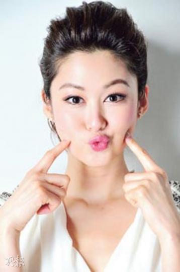 香香公主心目中的王子最緊要有內在美。(攝影:梁迺楠)岑麗香樣子甜美而且經常笑容滿面,難怪成為宅男女神。(攝影:梁迺楠) 香香公主心目中的王子最緊要有內在美。(攝影:梁迺楠)岑麗香樣子甜美而且經常笑容滿面,難怪成為宅男女神。(攝影:梁迺楠)
