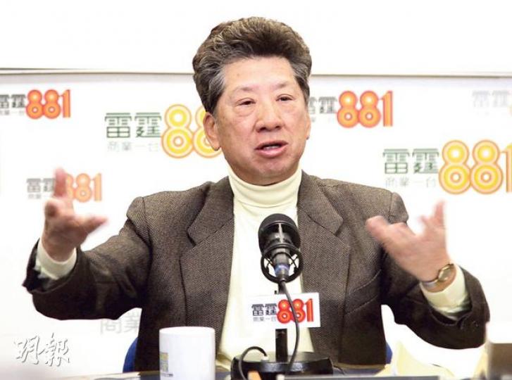 公民黨湯家驊(圖)昨日出席商台節目《政經星期六》,指他提出不包含公民提名的個人普選方案後,被民主派罵他出賣香港,感到「最痛心」,他接着提到已故支聯會主席司徒華時,一度感觸哽咽。(林俊源攝) 公民黨湯家驊(圖)昨日出席商台節目《政經星期六》,指他提出不包含公民提名的個人普選方案後,被民主派罵他出賣香港,感到「最痛心」,他接着提到已故支聯會主席司徒華時,一度感觸哽咽。(林俊源攝)