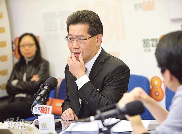 商務及經濟發展局長蘇錦樑(圖)昨說,任何能提供更多優質節目和擴大創意空間的做法,政府都歡迎。(盧翊銘攝) 商務及經濟發展局長蘇錦樑(圖)昨說,任何能提供更多優質節目和擴大創意空間的做法,政府都歡迎。(盧翊銘攝)