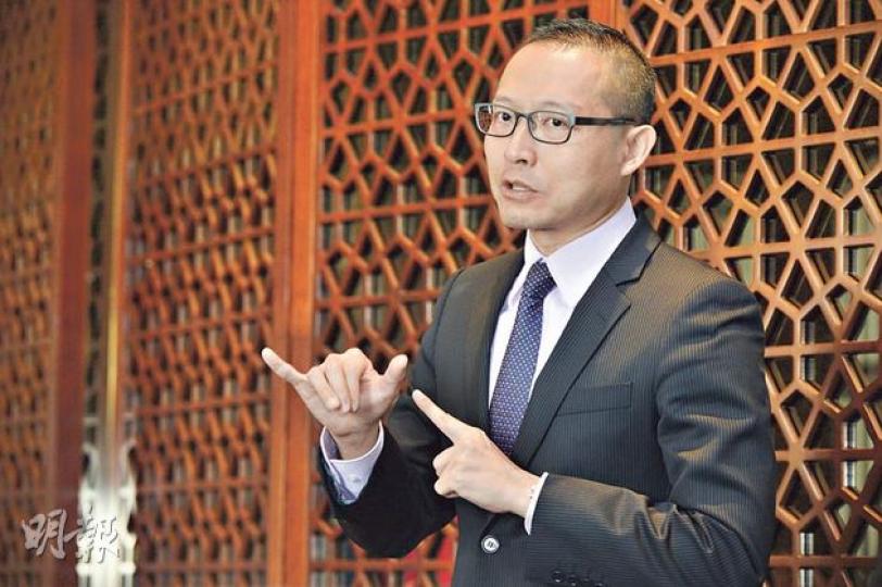 長實地產投資董事郭子威表示,集團內地過去平均每年售樓收益約15億至20億元人民幣,今年集團開始步入豐收期,京滬住宅項目共套現逾40億元人民幣,創集團歷史新高。(鄧宗弘攝) 長實地產投資董事郭子威表示,集團內地過去平均每年售樓收益約15億至20億元人民幣,今年集團開始步入豐收期,京滬住宅項目共套現逾40億元人民幣,創集團歷史新高。(鄧宗弘攝)