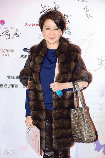 四太梁安琪於聖誕節期間與家人子女一齊往日本九州旅行歡度白色聖誕。(攝影:鍾偉茵) 四太梁安琪於聖誕節期間與家人子女一齊往日本九州旅行歡度白色聖誕。(攝影:鍾偉茵)