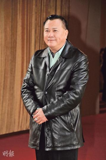 萬梓良向六叔作最摰誠及衷心的致敬。(攝影:娛樂組) 萬梓良向六叔作最摰誠及衷心的致敬。(攝影:娛樂組)