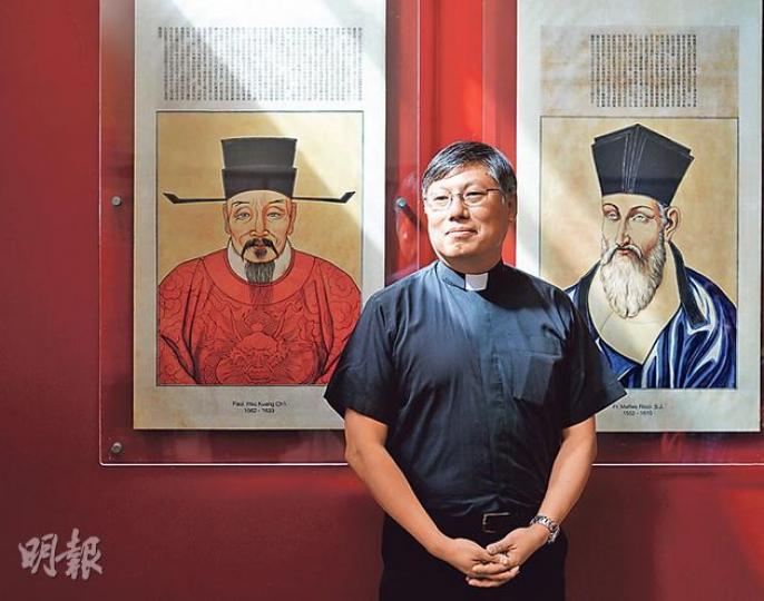 香港耶穌會大學籌建小組主席周守仁表示,對政府改變粉嶺皇后山地皮用途感失望。(盧翊銘攝) 香港耶穌會大學籌建小組主席周守仁表示,對政府改變粉嶺皇后山地皮用途感失望。(盧翊銘攝)