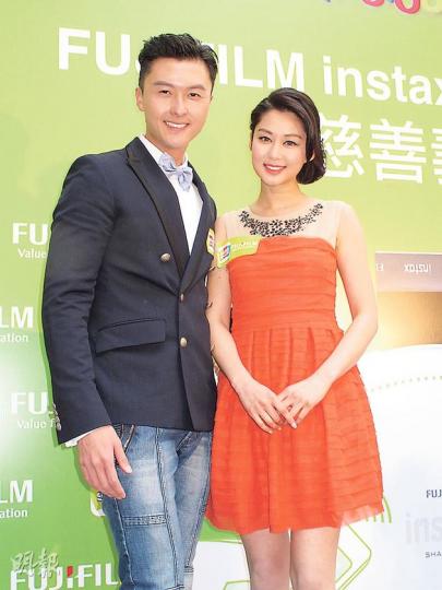 與香香出席慈善義賣活動的王浩信,坦言想追個仔,湊成一個「好」字。(攝影/記者﹕孫慧莊) 與香香出席慈善義賣活動的王浩信,坦言想追個仔,湊成一個「好」字。(攝影/記者﹕孫慧莊)