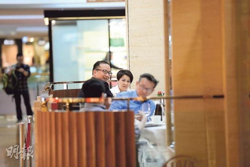 梁安琪與王征歎茶聚舊。(攝影/記者:黃梓烜) 梁安琪與王征歎茶聚舊。(攝影/記者:黃梓烜)