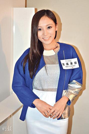何佩瑜否認在室內吸煙，亦沒有煙癮。（攝影/記者：柯美）張崇德與劉美娟拍拖睇首映。（攝影/記者：柯美）寶珮如自言想拍劇。（攝影/記者：柯美）