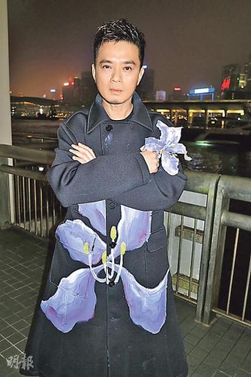 黃耀明對《香港仔》主題曲的要求甚為嚴謹。(攝影:娛樂組) 黃耀明對《香港仔》主題曲的要求甚為嚴謹。(攝影:娛樂組)
