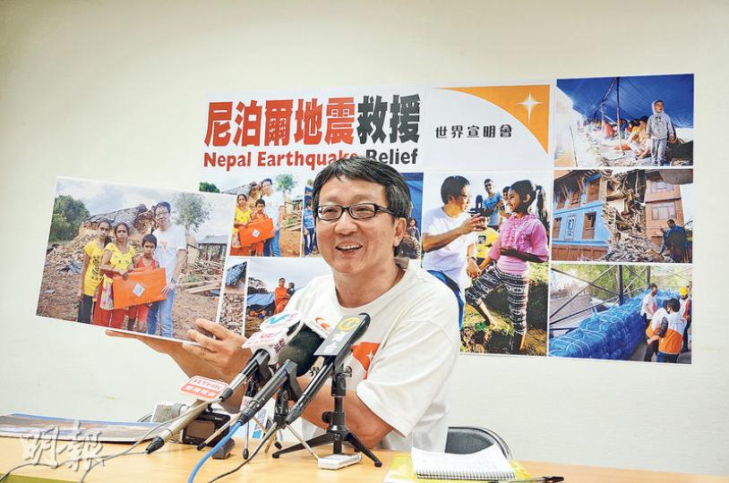 宣明會香港總幹事趙煥明(圖)上周到尼泊爾偏遠山區廓爾喀(Gorkha),了解當地的災情以便提供援助。(黎明芝攝) 宣明會香港總幹事趙煥明(圖)上周到尼泊爾偏遠山區廓爾喀(Gorkha),了解當地的災情以便提供援助。(黎明芝攝)