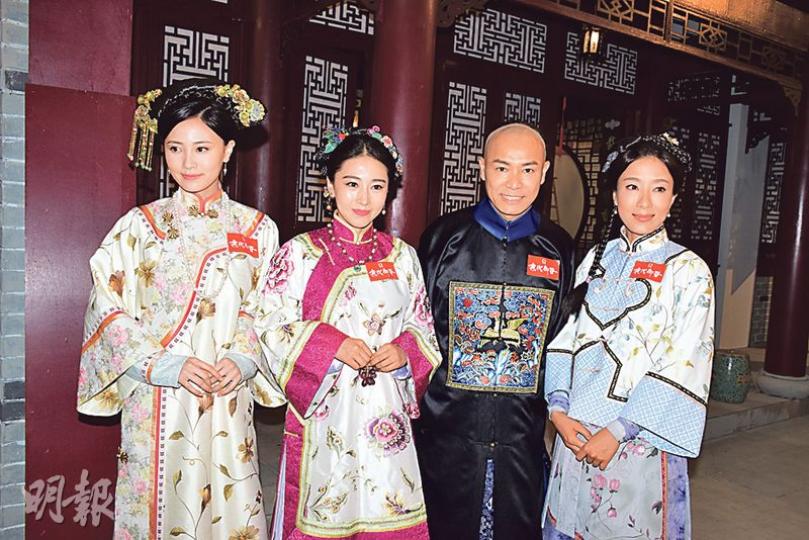 朱晨麗（左起）、賈曉晨、郭晉安及楊怡昨日出席無綫新劇《末代御醫》開鏡禮。（攝影﹕梁迺楠）