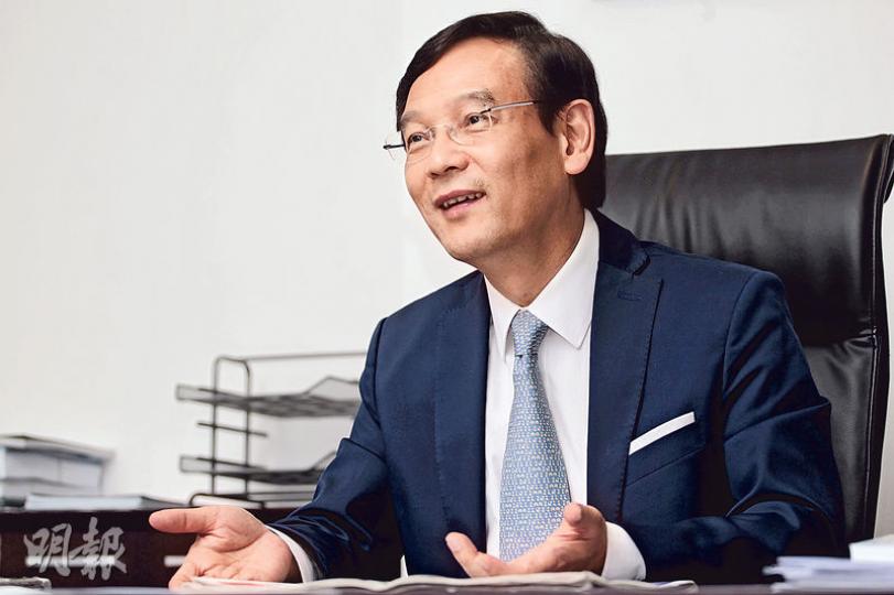 謝偉銓料美國將於年內加息,不利本港樓價短期表現。(郭慶輝攝) 謝偉銓料美國將於年內加息,不利本港樓價短期表現。(郭慶輝攝)
