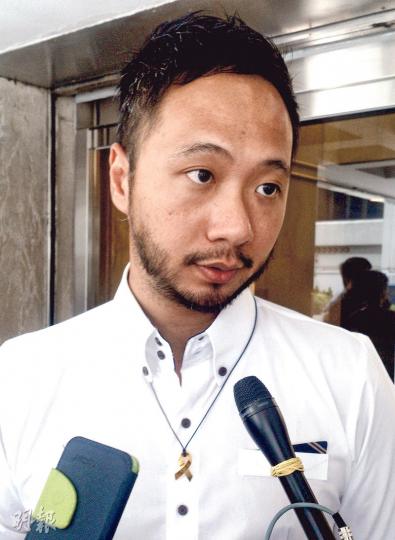 曾健超批評事發至今逾9個月,律政司仍未提出檢控,今次獲批司法覆核許可只是「一小步」,稱不知道要再走多少步才可以看到公義。(謝美琳攝) 曾健超批評事發至今逾9個月,律政司仍未提出檢控,今次獲批司法覆核許可只是「一小步」,稱不知道要再走多少步才可以看到公義。(謝美琳攝)