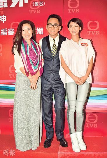 李施嬅(左起)、吳啟華及蔡思貝合作新劇《純熟意外》。(攝影/記者﹕梁榮達) 李施嬅(左起)、吳啟華及蔡思貝合作新劇《純熟意外》。(攝影/記者﹕梁榮達)