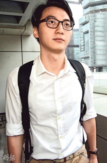 佔旺藐視法庭案被告之一、已解散的「學生前線」成員鄭錦滿(圖)昨沒有法律代表,他表示已申請法援,惟暫時未獲批准。(郭慶輝攝) 佔旺藐視法庭案被告之一、已解散的「學生前線」成員鄭錦滿(圖)昨沒有法律代表,他表示已申請法援,惟暫時未獲批准。(郭慶輝攝)