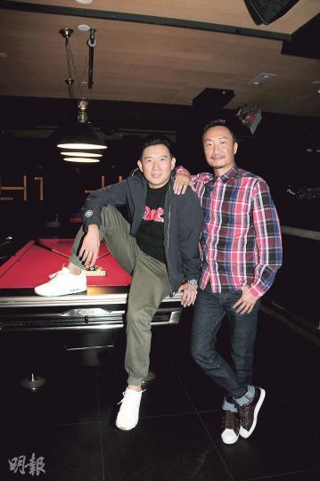 杜汶澤、鄭中基以鬼馬的聲線加粗口為電影《低俗殭屍玩出征》配音。(攝影/記者﹕梁榮達) 杜汶澤、鄭中基以鬼馬的聲線加粗口為電影《低俗殭屍玩出征》配音。(攝影/記者﹕梁榮達)