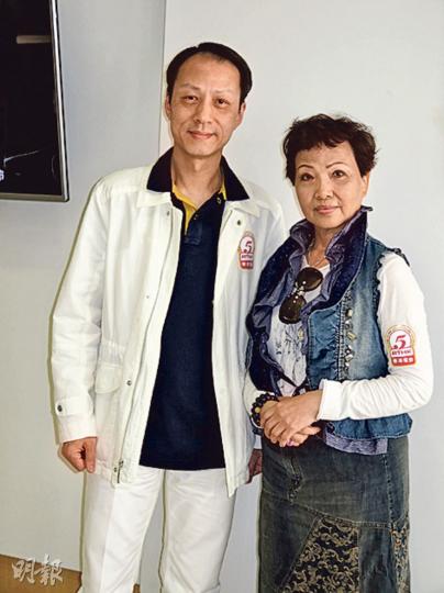 李龍與尹飛燕都表示會秉承聲哥傳承的宗旨,教導後輩。(攝影/記者﹕柯美) 李龍與尹飛燕都表示會秉承聲哥傳承的宗旨,教導後輩。(攝影/記者﹕柯美)