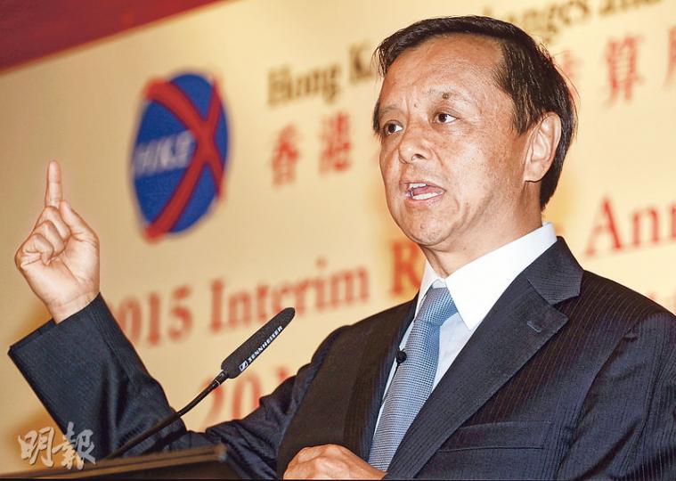 港交所行政總裁李小加昨日表示,未有從監管機構中收到任何關於深港通通車時間的消息,港交所則按照「準備時間表」,盡最大努力將所有準備工夫做好。(郭慶輝攝) 港交所行政總裁李小加昨日表示,未有從監管機構中收到任何關於深港通通車時間的消息,港交所則按照「準備時間表」,盡最大努力將所有準備工夫做好。(郭慶輝攝)