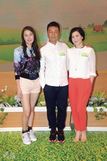黃翠如(左起)、黎耀祥及蘇玉華為節目《活得健康嗎?》錄影。(攝影/記者:林祖傑) 黃翠如(左起)、黎耀祥及蘇玉華為節目《活得健康嗎?》錄影。(攝影/記者:林祖傑)