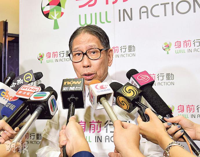 港大校委會主席梁智鴻表示,未知何時開始遴選副校長(學術及人事資源)程序,因校長至今仍未提交首席副校長人選,當等到校長交出人名後,就可以展開遴選副校長的程序。(陳淑安攝) 港大校委會主席梁智鴻表示,未知何時開始遴選副校長(學術及人事資源)程序,因校長至今仍未提交首席副校長人選,當等到校長交出人名後,就可以展開遴選副校長的程序。(陳淑安攝)